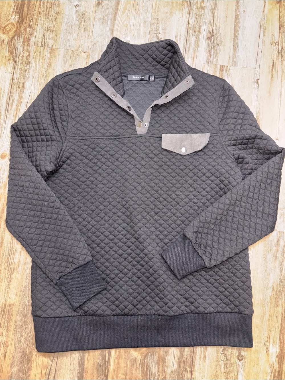 Doe & Rae Black Quilted Pullover with Snap Collar